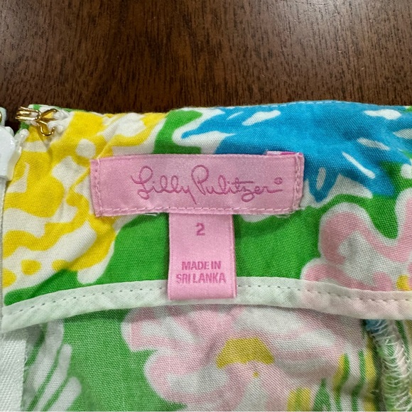Lilly Pulitzer Folly Skort Size 2 - Picture 4 of 8